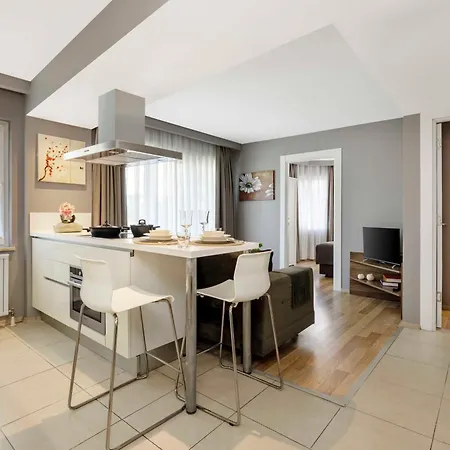 Nardi Nisantasi * Istanbulská provincie