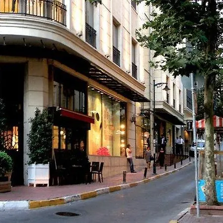 Nardi Nişantaşı