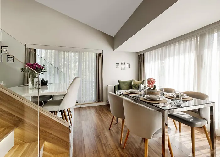 ناردي نيسانتاسي فندق *