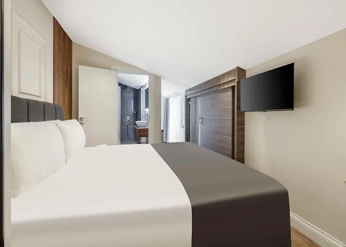 ناردي نيسانتاسي * اسطنبول