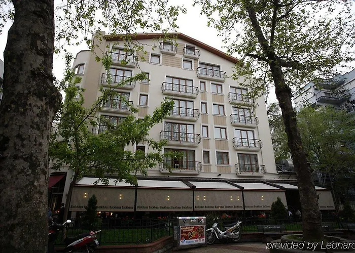 فندق ناردي نيسانتاسي *